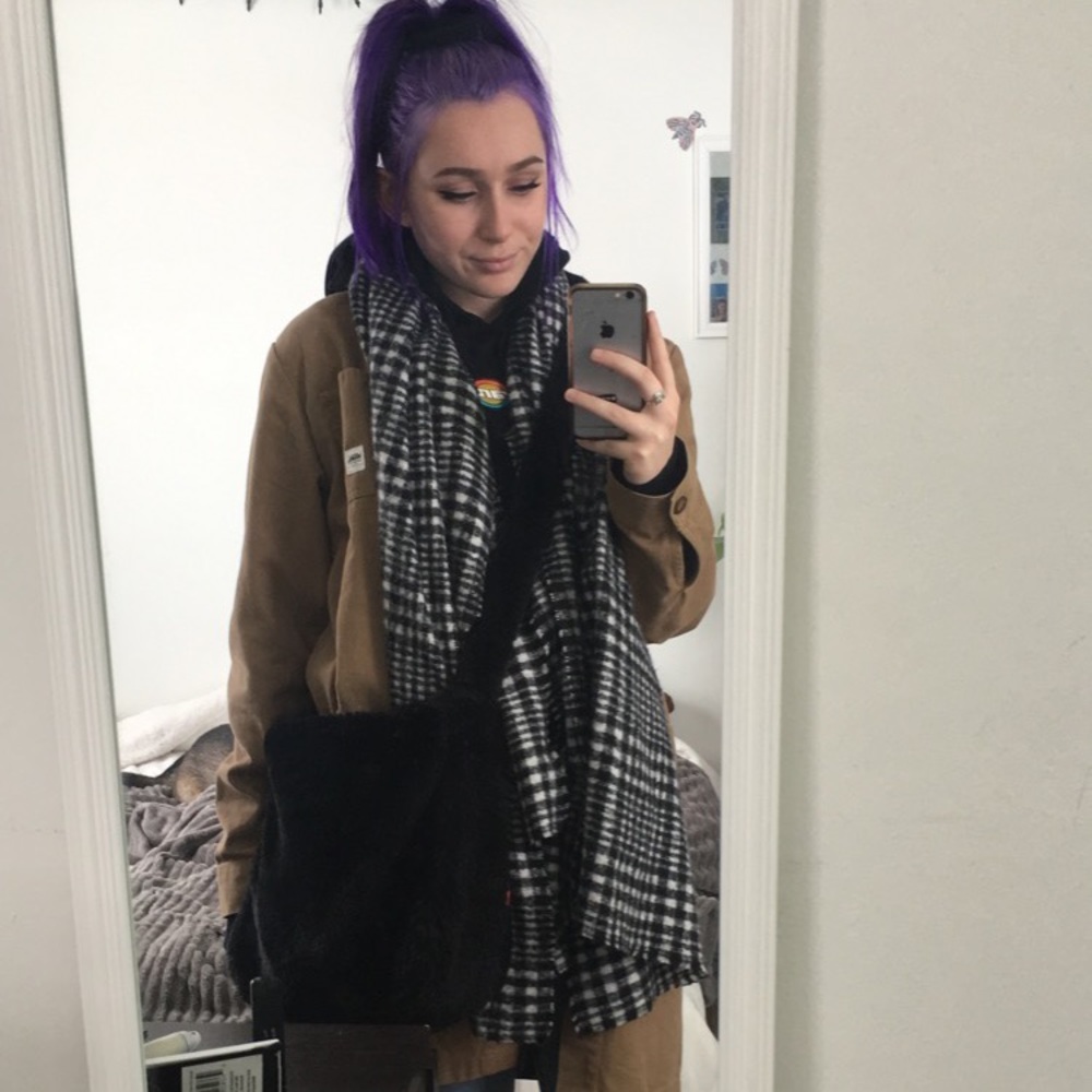 Meet your Posher, Paige